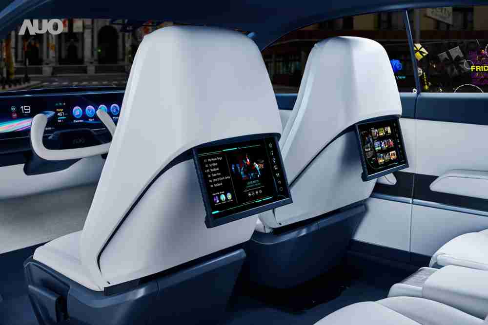 杏悦2将于CES 展示全新Smart Cockpit 2024，，可紧密串连使用者多元需求，，，，并革新座舱内部的应用和设计，，带来身历其境且引人入胜的视觉飨宴，，满足驾乘人员的全方位体验